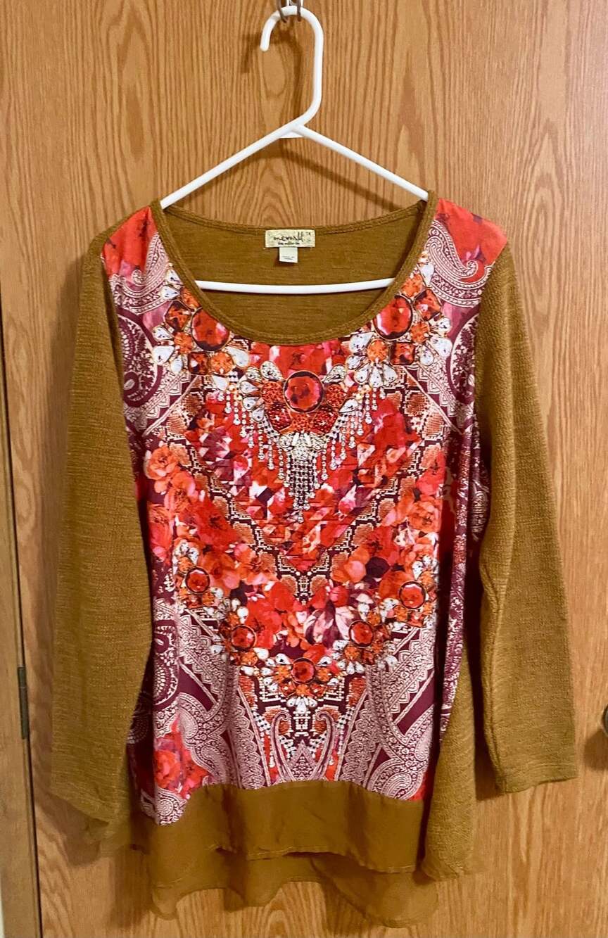 One World boho Long Sleeve Tunic Top Size 1X Mustard Red Paisley Bling